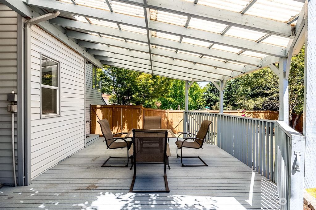listing image 9364139957565023393