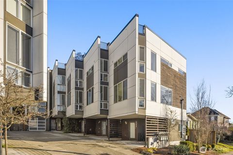 Photo of 208 16th Avenue #A, Seattle, WA 98122 (MLS # 2480836)