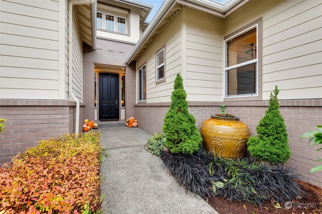 Photo of 12316 235th Place NE, Redmond, WA 98053 (MLS # 2304919)