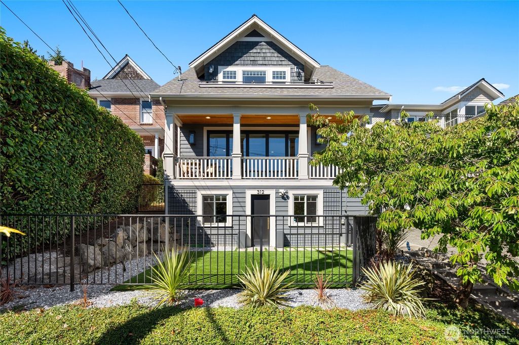 Photo of 312 Prospect Street, Seattle, WA 98109 (MLS # 2426301)