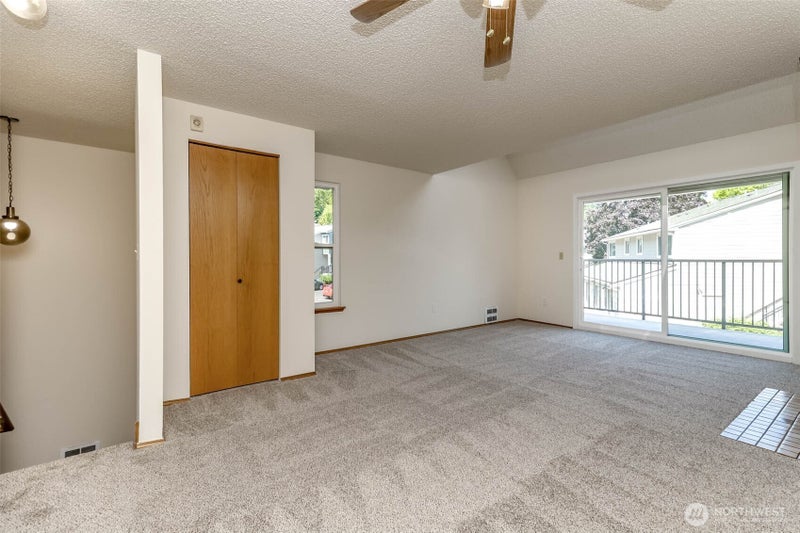 4539 S 248th Place 16C4