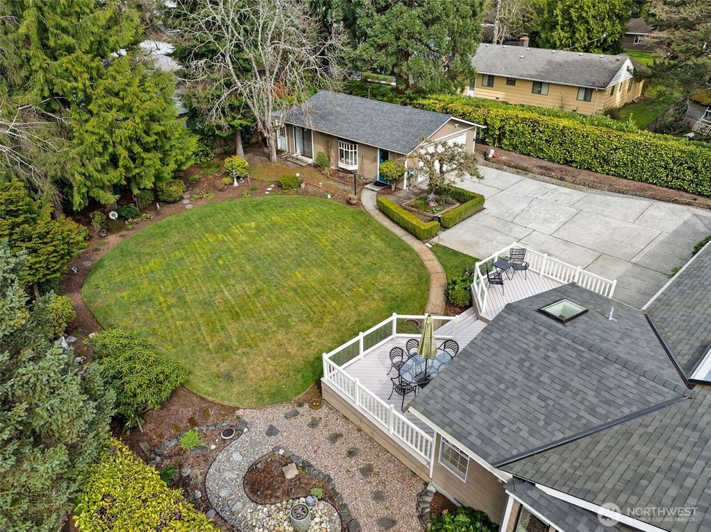 Photo of 1916 SW 170th Street, Burien, WA 98166 (MLS # 2353605)