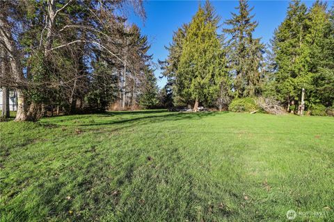 Photo of 304 W Farrell Street, Aberdeen, WA 98520 (MLS # 2472073)