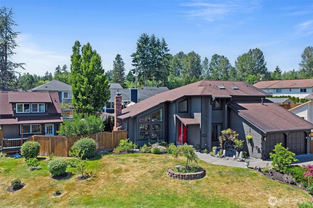 Photo of 2717 210th Street SW, Lynnwood, WA 98036 (MLS # 2395868)
