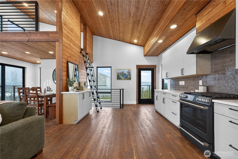 2 Coulter Creek Road