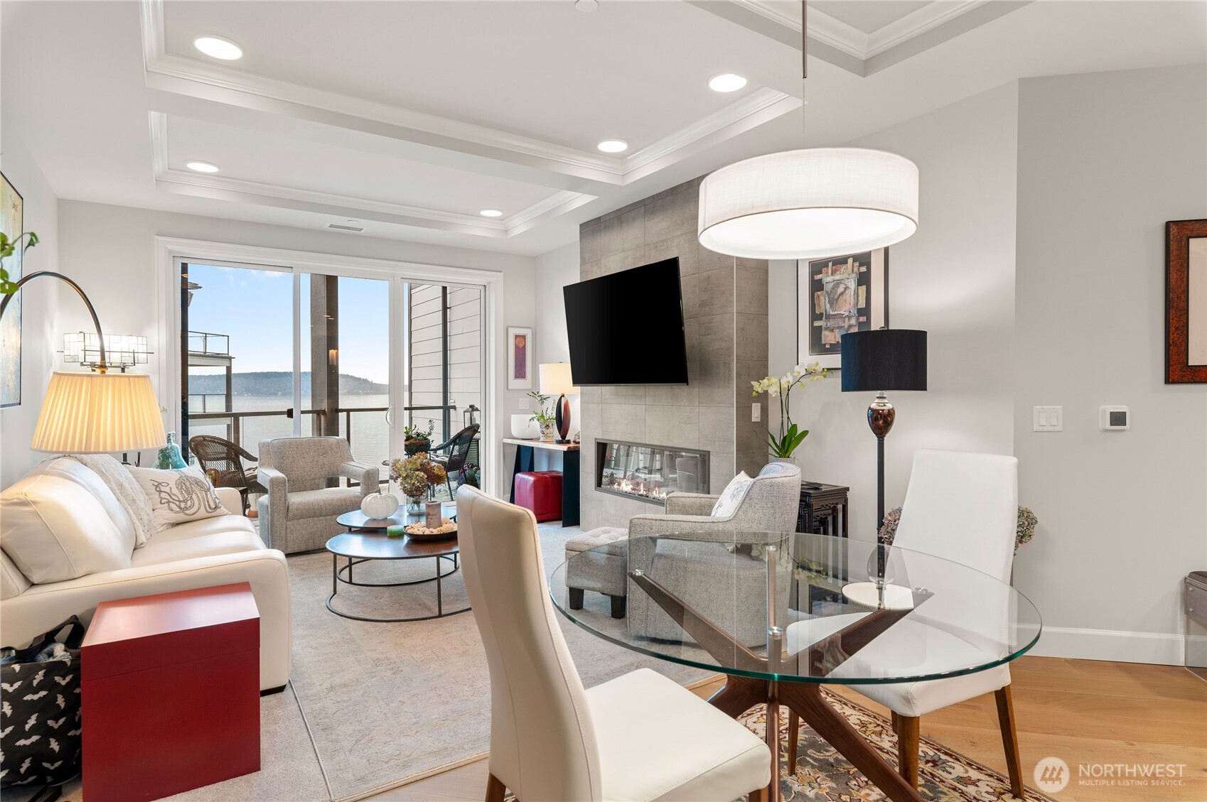 4907 Main Street 702