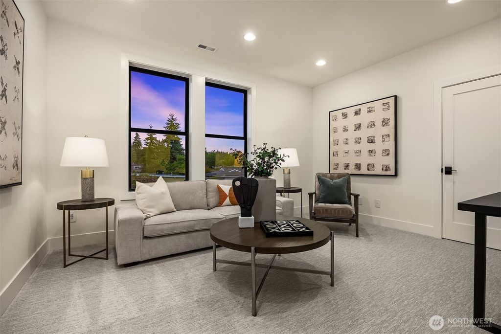 listing image 9366986828899926190