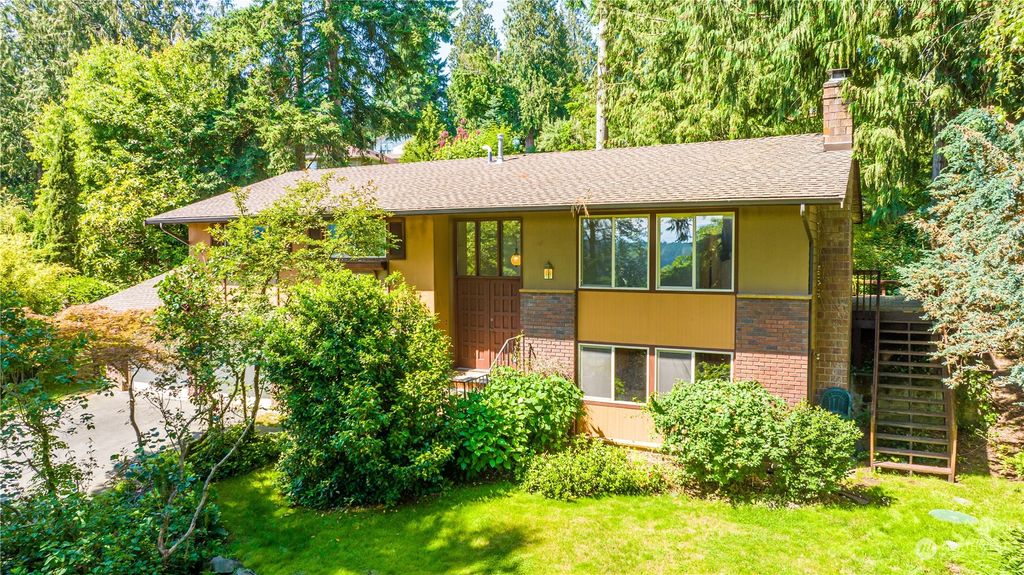 Photo of 13512 106th Drive SE, Snohomish, WA 98296 (MLS # 2134826)