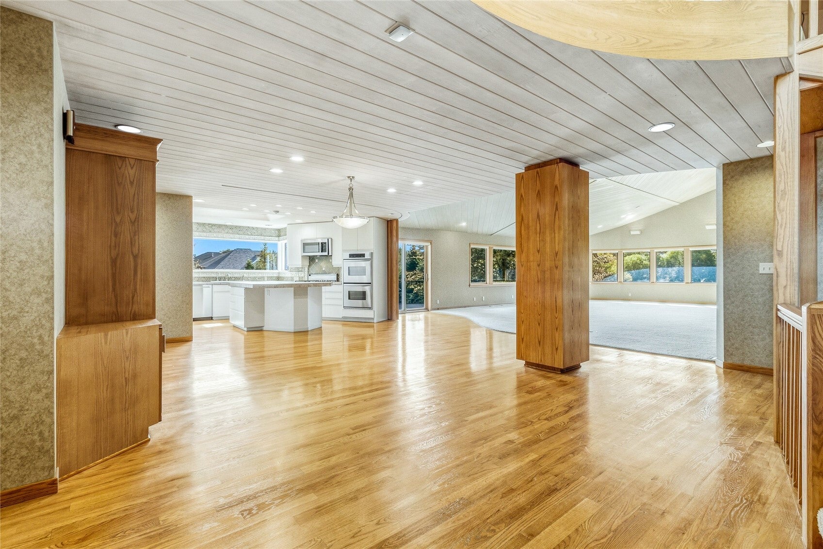 1244 Forrest Lane