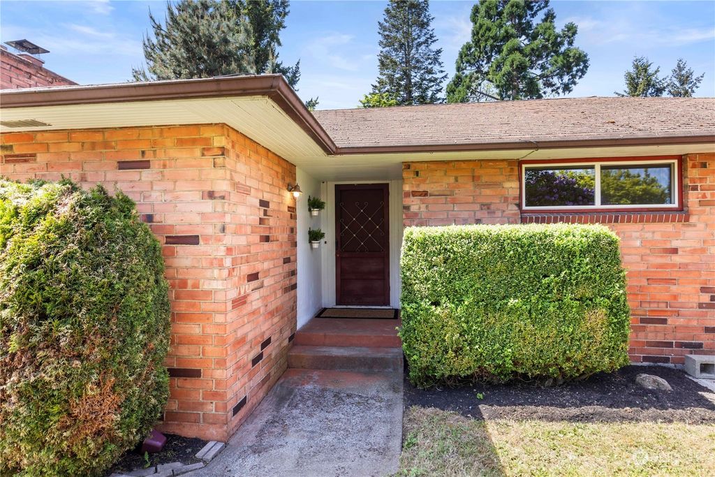 Photo of 12429 80th Avenue S, Seattle, WA 98178 (MLS # 2237130)