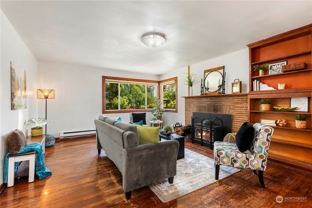 Photo of 12429 80th Avenue S, Seattle, WA 98178 (MLS # 2237130)