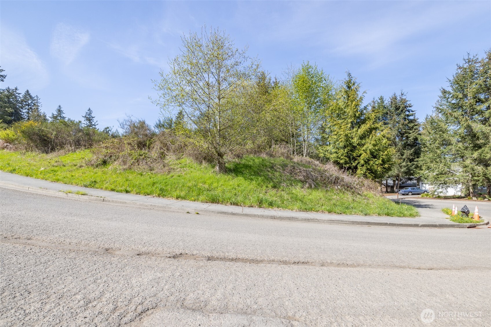 6 Delguzzi Drive