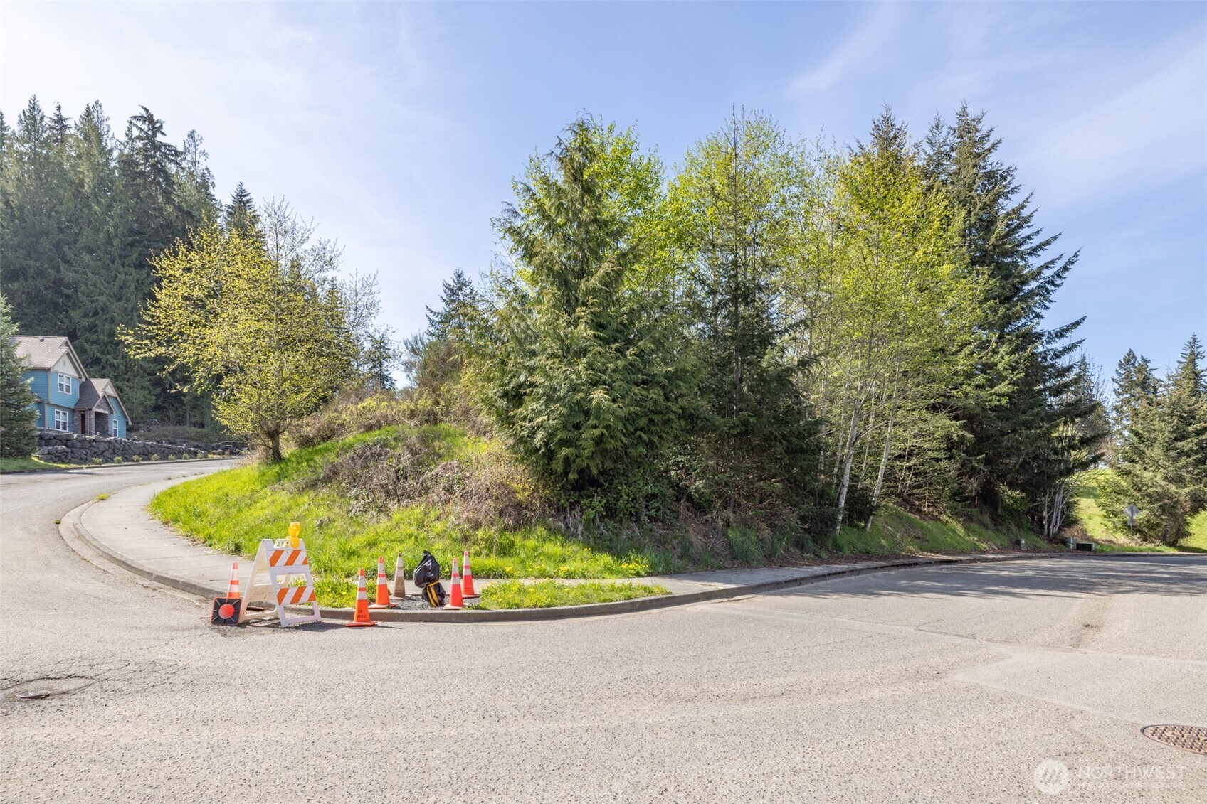 6 Delguzzi Drive