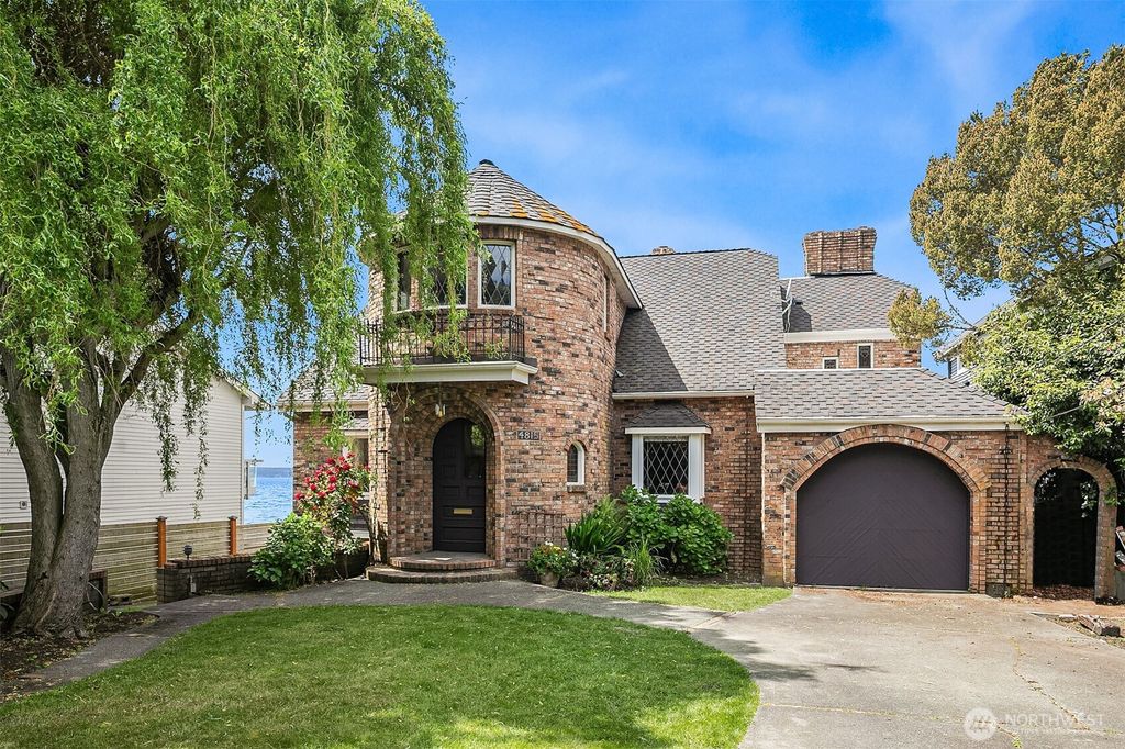 Photo of 4815 Beach Drive SW, Seattle, WA 98116 (MLS # 2374636)