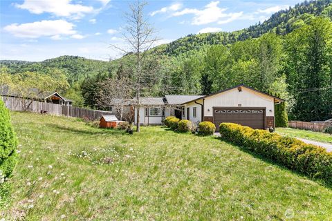 2931 Green Valley Drive Maple Falls WA 98266