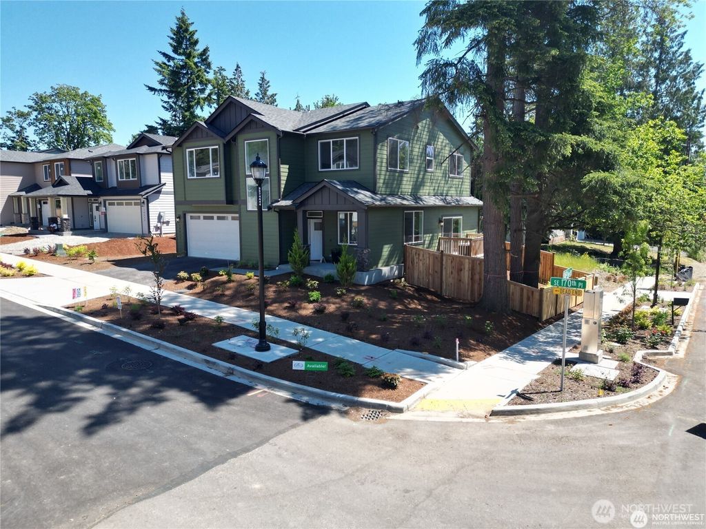 Photo of 10645 SE 170th Pl Pl, Renton, WA 98055 (MLS # 2491346)