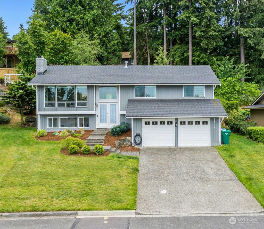 Photo of 32537 42nd Place SW, Federal Way, WA 98023 (MLS # 2240528)