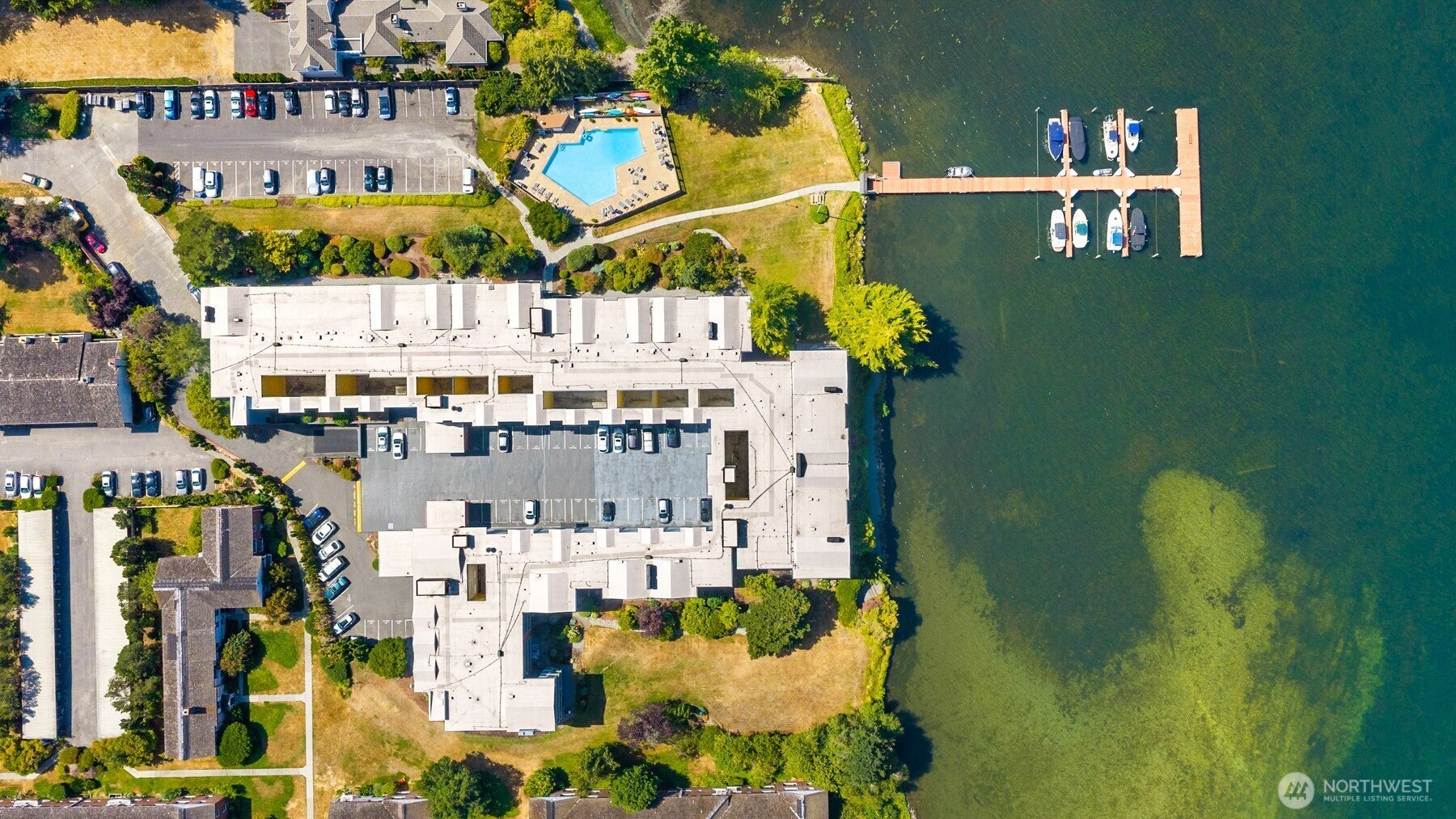 2501 Canterbury Lane E 320