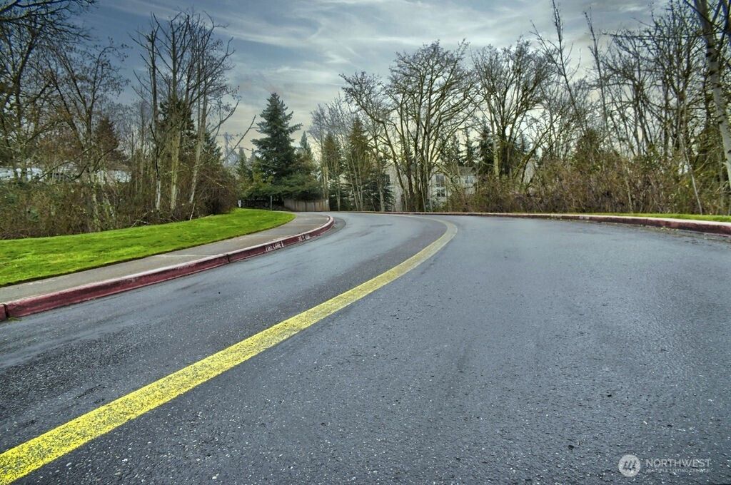 Photo of 2680 139th Avenue SE #40, Bellevue, WA 98005 (MLS # 2484831)