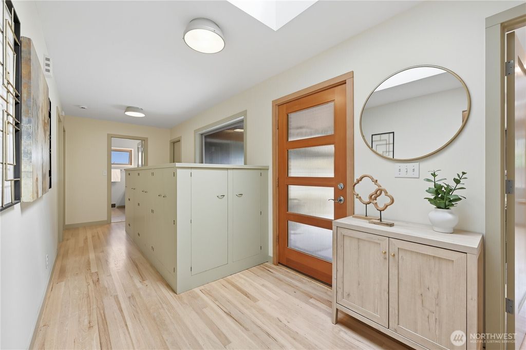 Photo of 8533 Burke Avenue N, Seattle, WA 98103 (MLS # 2436993)