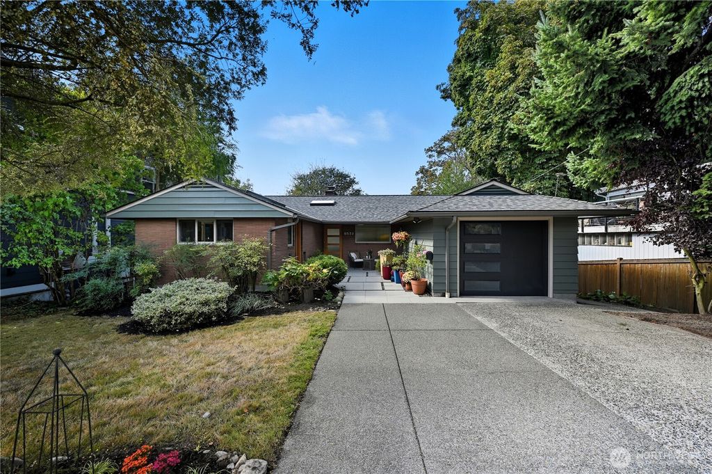 Photo of 8533 Burke Avenue N, Seattle, WA 98103 (MLS # 2436993)