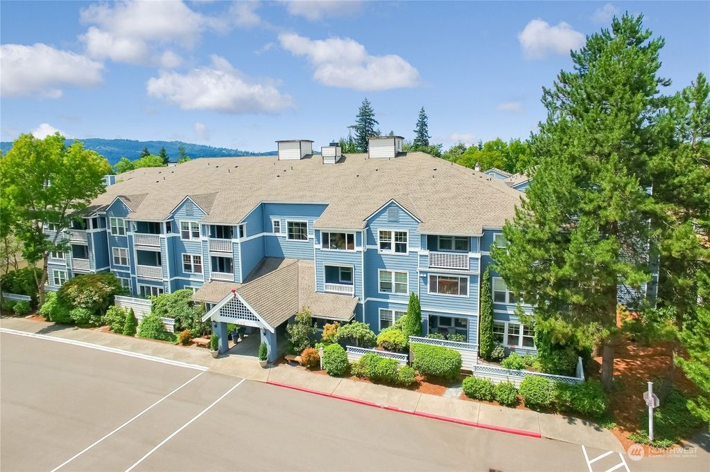 Photo of 3935 226th Place SE #312, Issaquah, WA 98029 (MLS # 2133845)