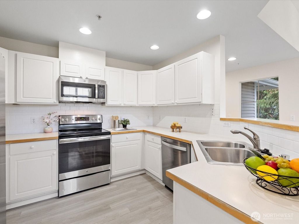 Photo of 5256 236th Place SE #24-3, Issaquah, WA 98029 (MLS # 2485420)