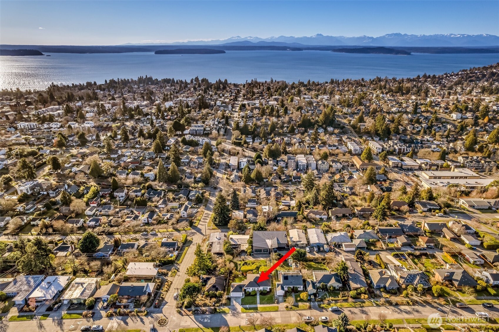 Seattle, Washington 98126, United States, 3 Bedrooms Bedrooms, ,2 BathroomsBathrooms,Residential,Pending,2099