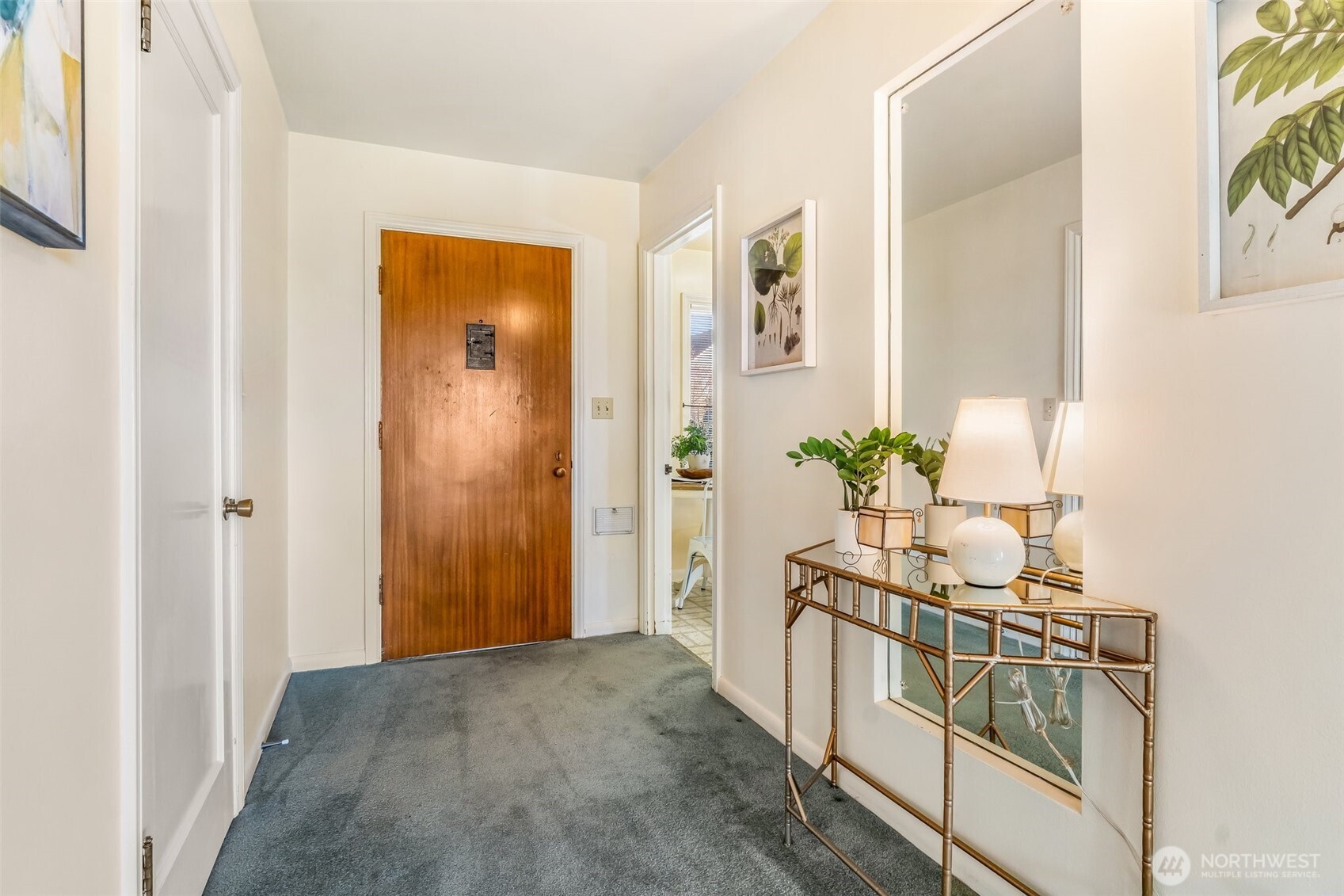 Seattle, Washington 98126, United States, 3 Bedrooms Bedrooms, ,2 BathroomsBathrooms,Residential,Pending,2099