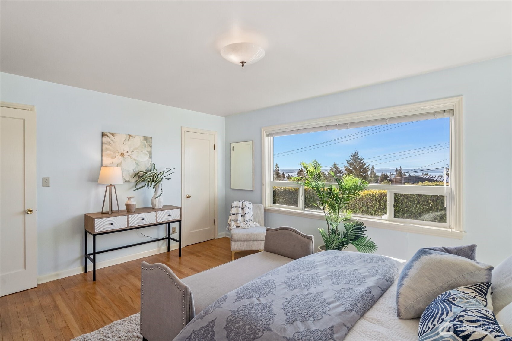 Seattle, Washington 98126, United States, 3 Bedrooms Bedrooms, ,2 BathroomsBathrooms,Residential,Pending,2099