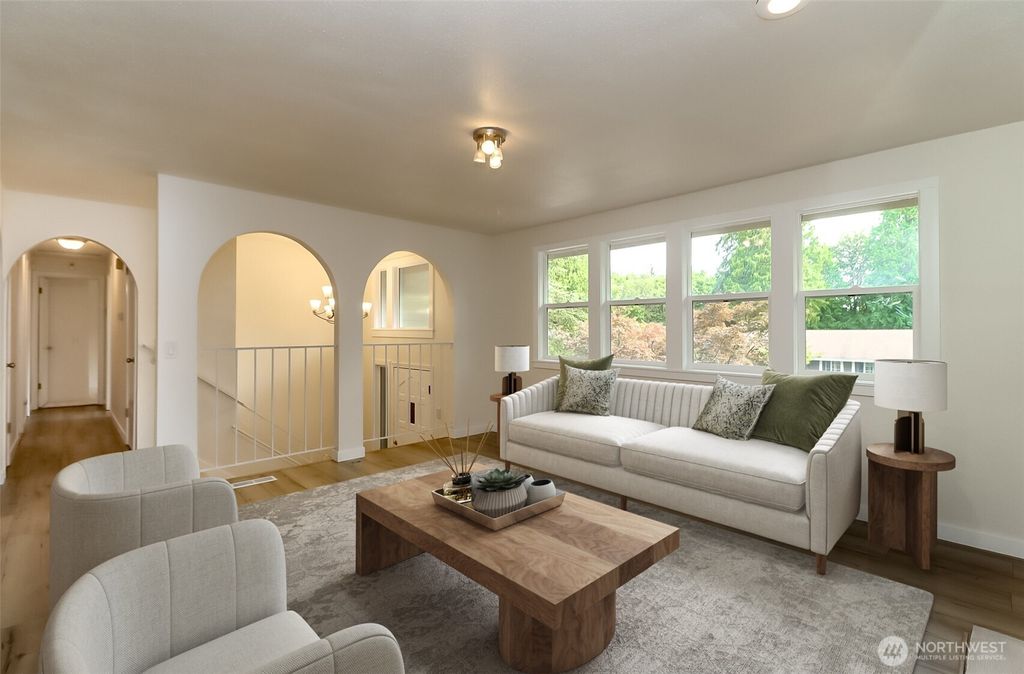 Photo of 20015 108th Avenue NE, Bothell, WA 98011 (MLS # 2441366)