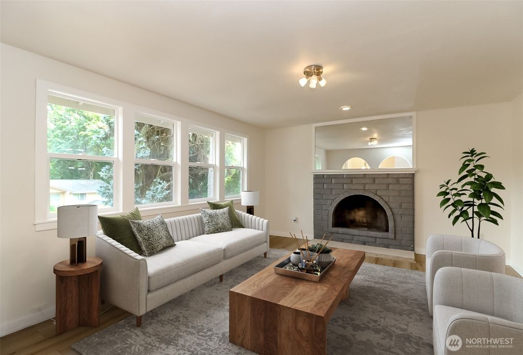 Photo of 20015 108th Avenue NE, Bothell, WA 98011 (MLS # 2441366)