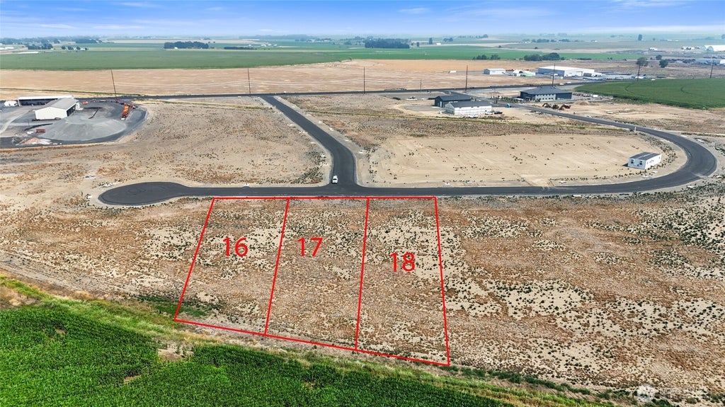 Photo of 201 Legacy Lane, Moses Lake, WA 98837 (MLS # 2567773)