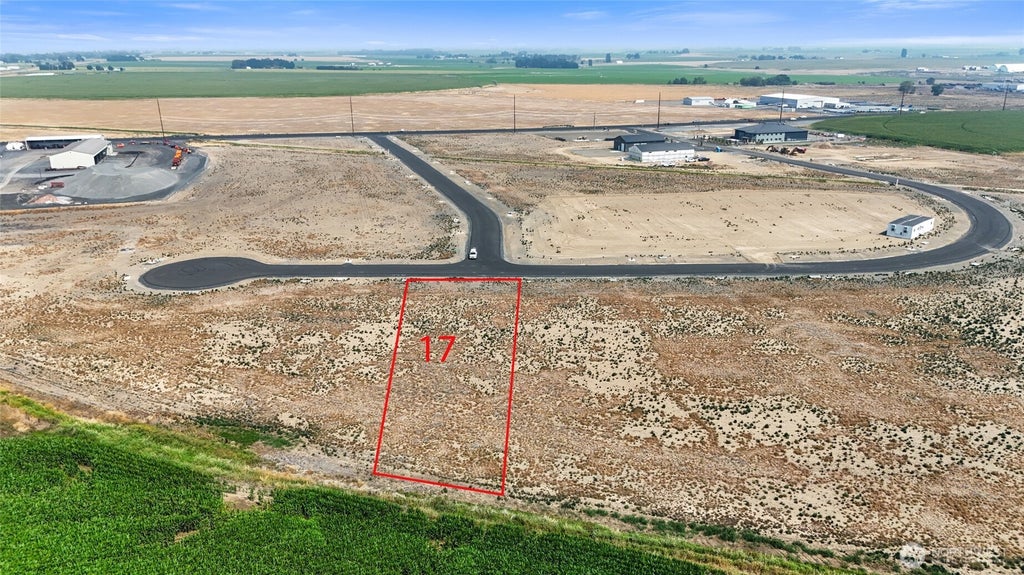 Photo of 201 Legacy Lane, Moses Lake, WA 98837 (MLS # 2567773)