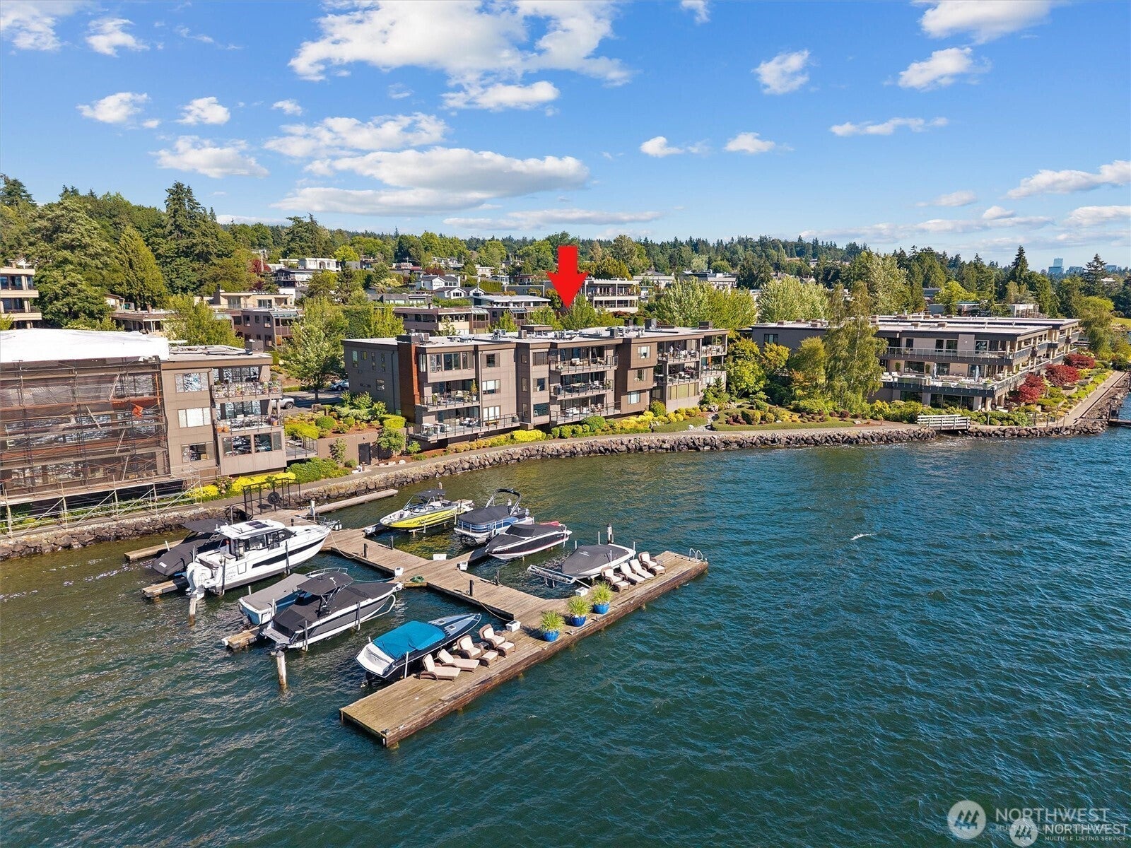 827 Lake Street S 207
