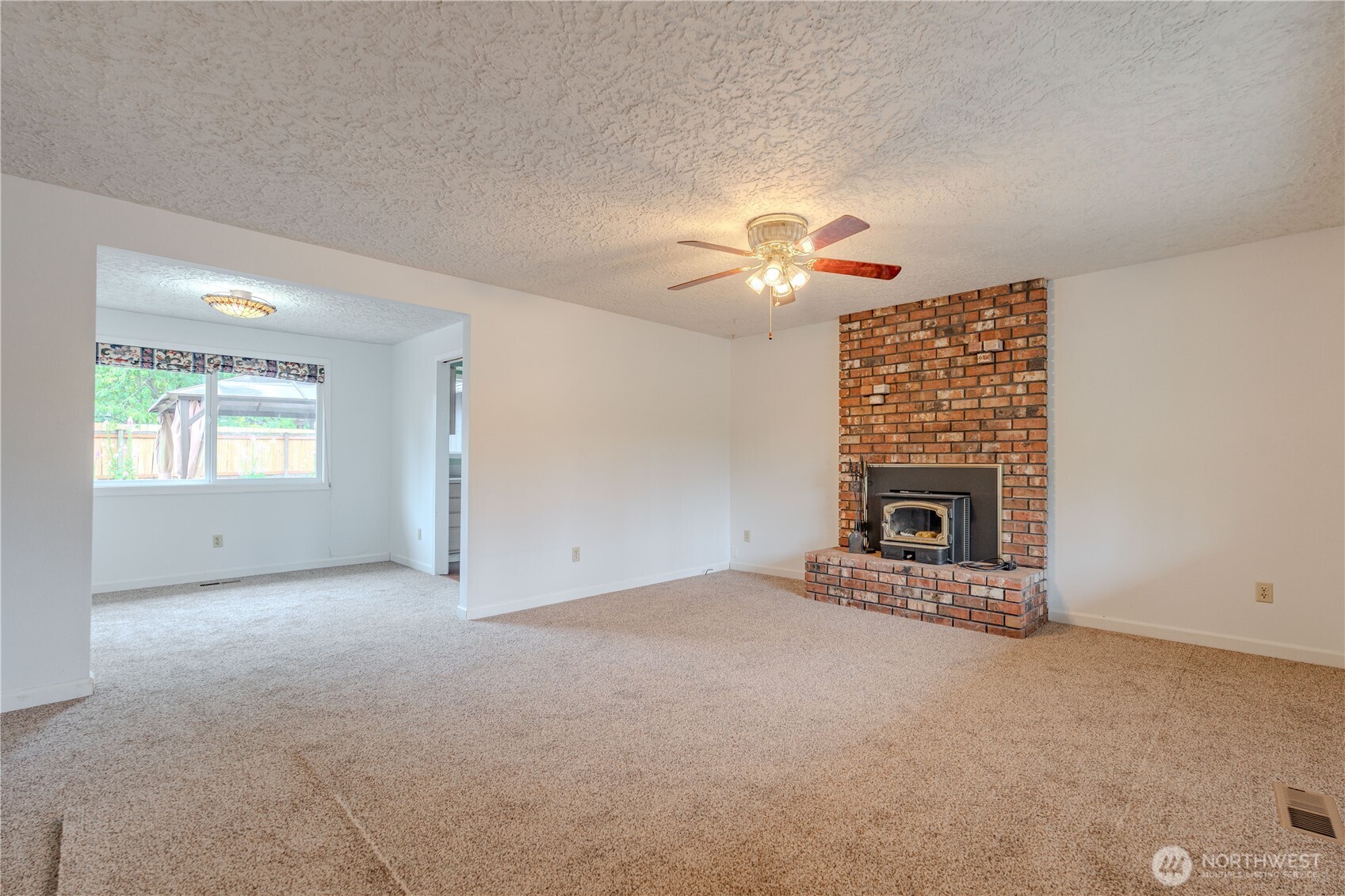 6205 NE 47th Street