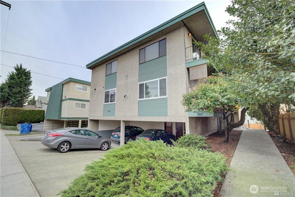 Photo of 707 N 85th Street #303, Seattle, WA 98103 (MLS # 2568809)