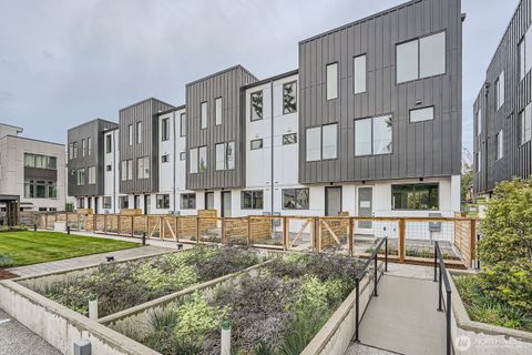 Photo of 6610 Carleton Avenue S #B, Seattle, WA 98108 (MLS # 2525314)