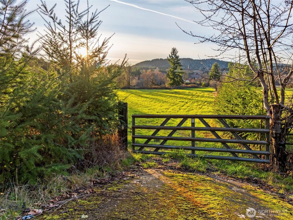 Photo of 1523 Delphi Road SW, Olympia, WA 98512 (MLS # 2493087)