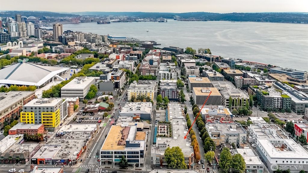 Photo of 17 W Mercer Street #301, Seattle, WA 98119 (MLS # 2516592)