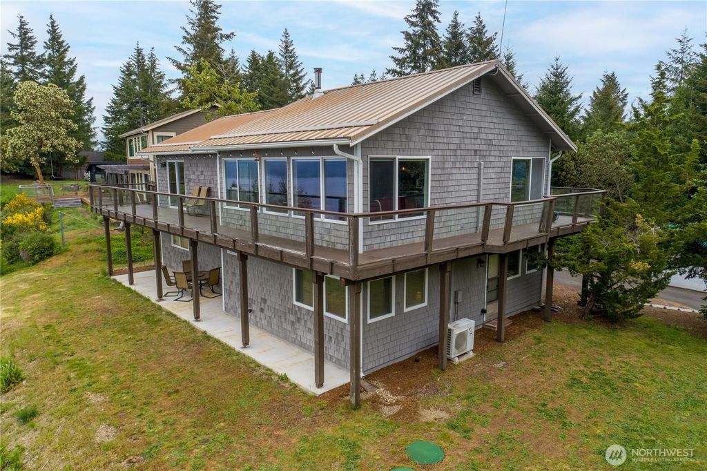 Photo of 110 E Havenridge Drive, Union, WA 98589 (MLS # 2522527)