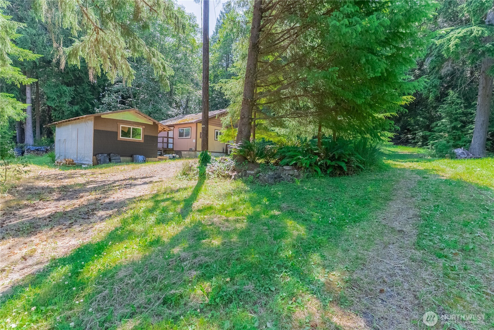 104 E Griffith Street