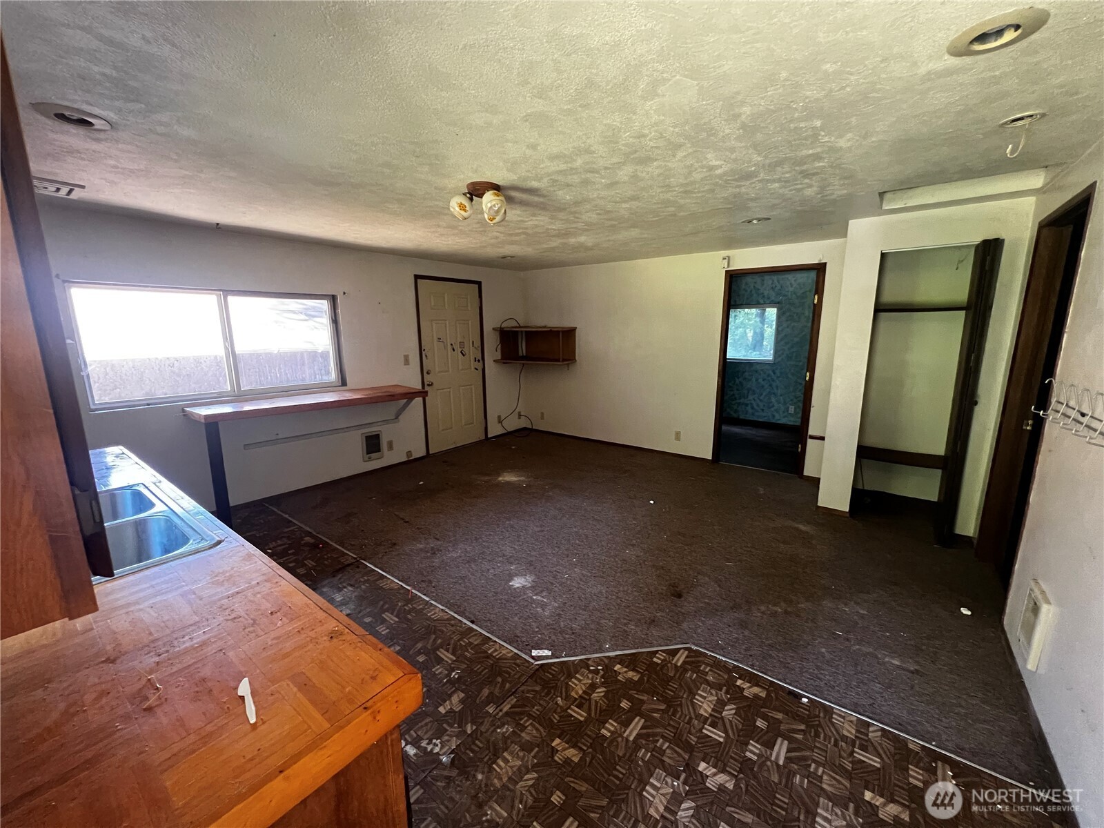 104 E Griffith Street