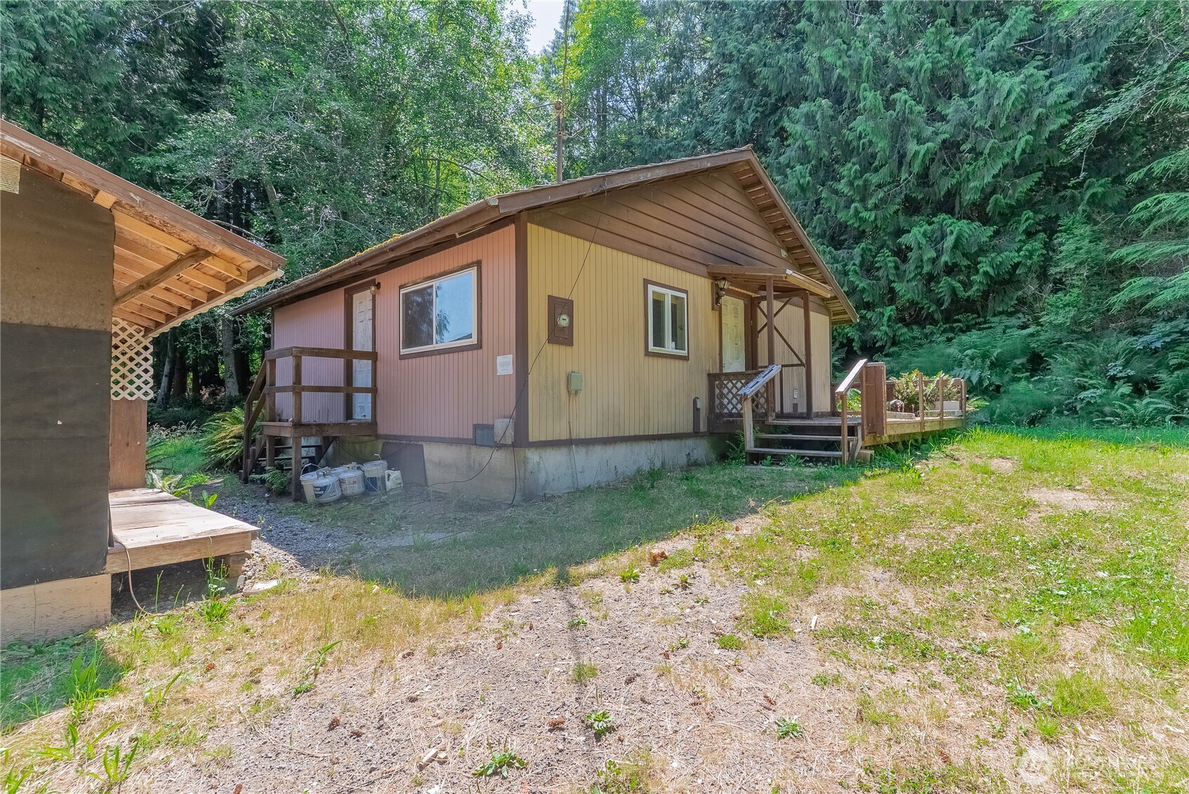 104 E Griffith Street