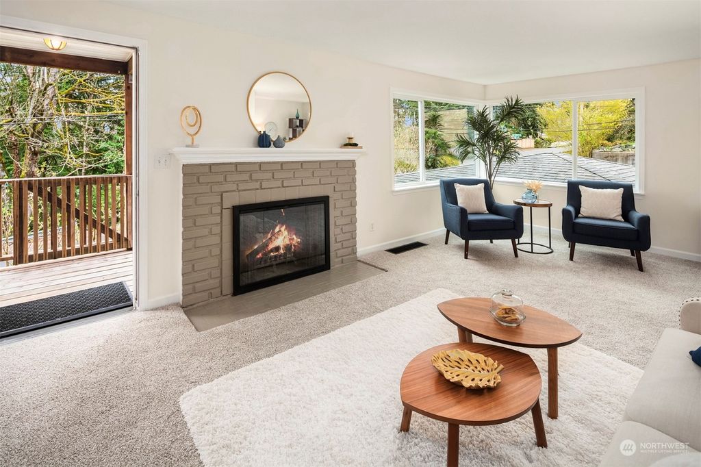 Photo of 12311 23rd Avenue NE, Seattle, WA 98125 (MLS # 2050654)