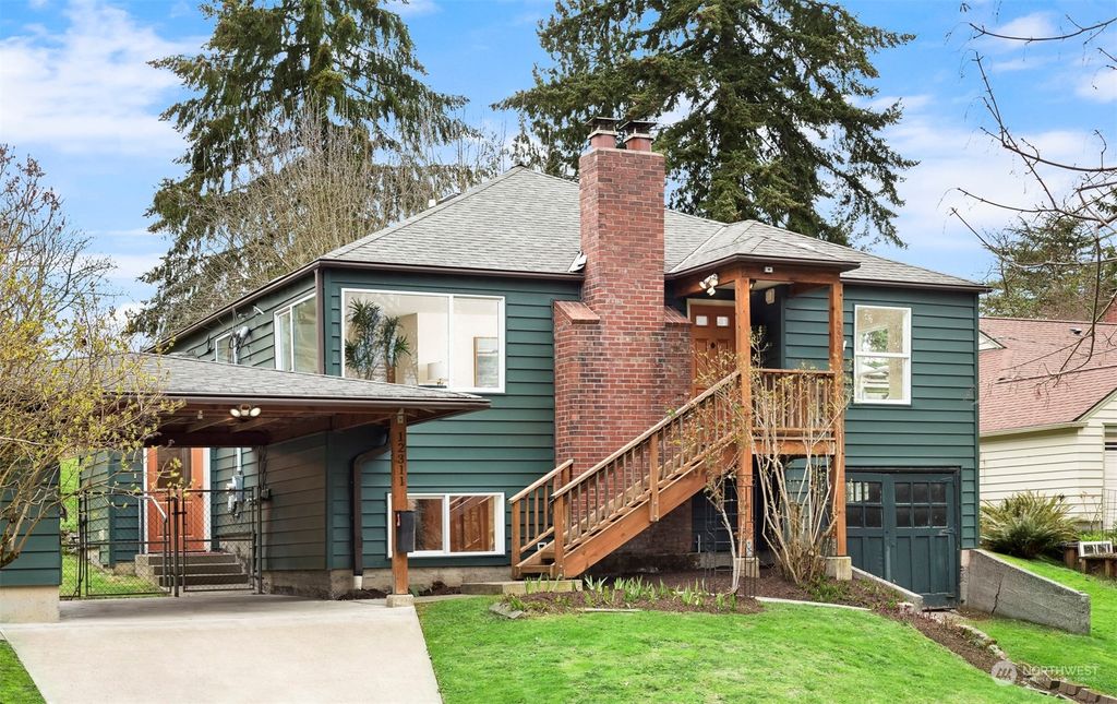 Photo of 12311 23rd Avenue NE, Seattle, WA 98125 (MLS # 2050654)