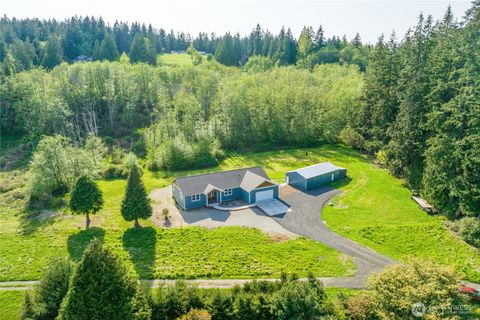 6606 Heggenes Road, Clinton, WA 98236 - MLS#: 2335773