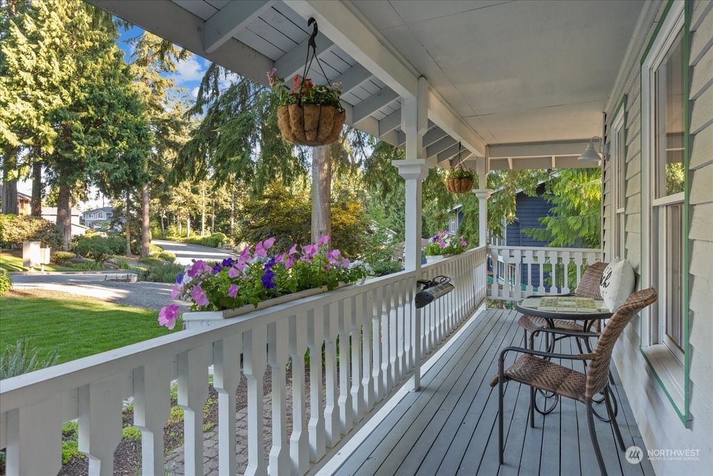 Photo of 18333 129th Avenue NE, Bothell, WA 98011 (MLS # 2260045)