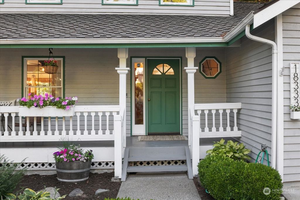 Photo of 18333 129th Avenue NE, Bothell, WA 98011 (MLS # 2260045)