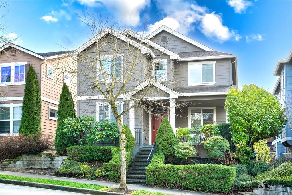 Photo of 2579 NE Mulberry St St, Issaquah, WA 98029 (MLS # 2322664)